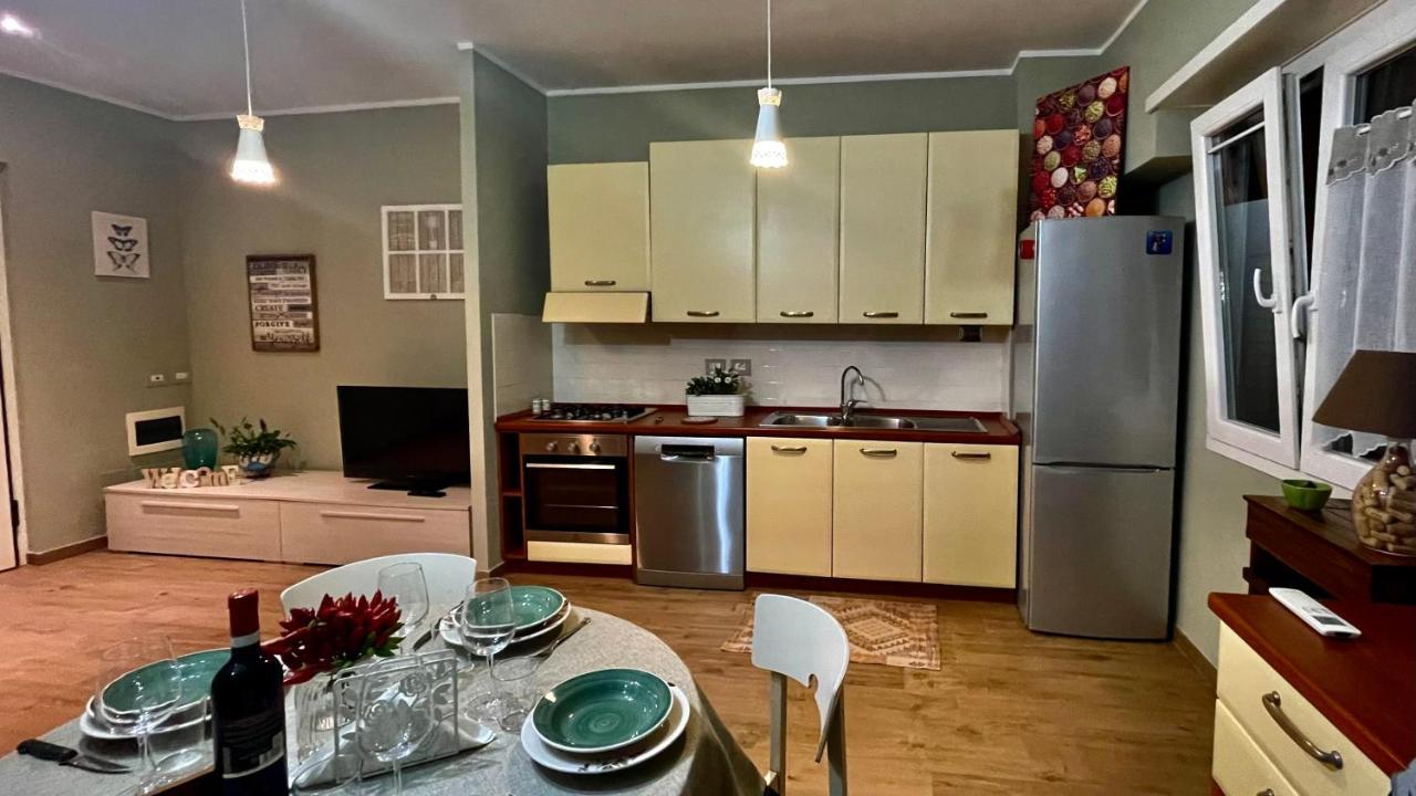 Frank Host Roma Lux , Metro A A 50 M, Simple Check-In Con Codice A Qualsiasi Orario Apartment Bagian luar foto